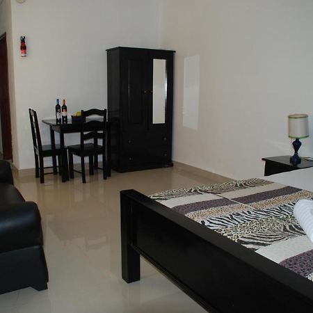 Hotel Coastalbay 2 & Golf Cart Rental San Pedro  Exterior photo