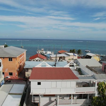 Hotel Coastalbay 2 & Golf Cart Rental San Pedro  Exterior photo