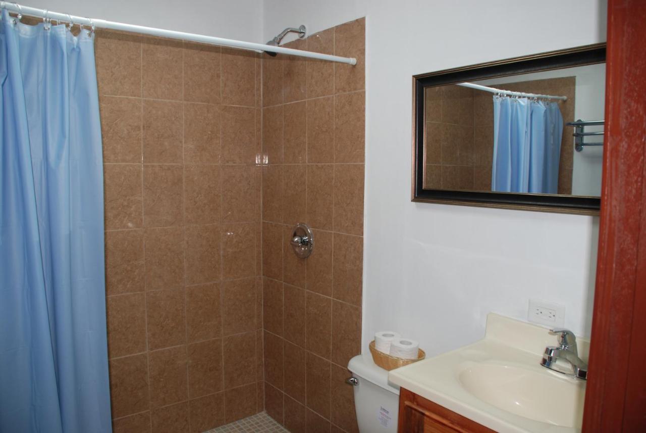 Hotel Coastalbay 2 & Golf Cart Rental San Pedro  Exterior photo