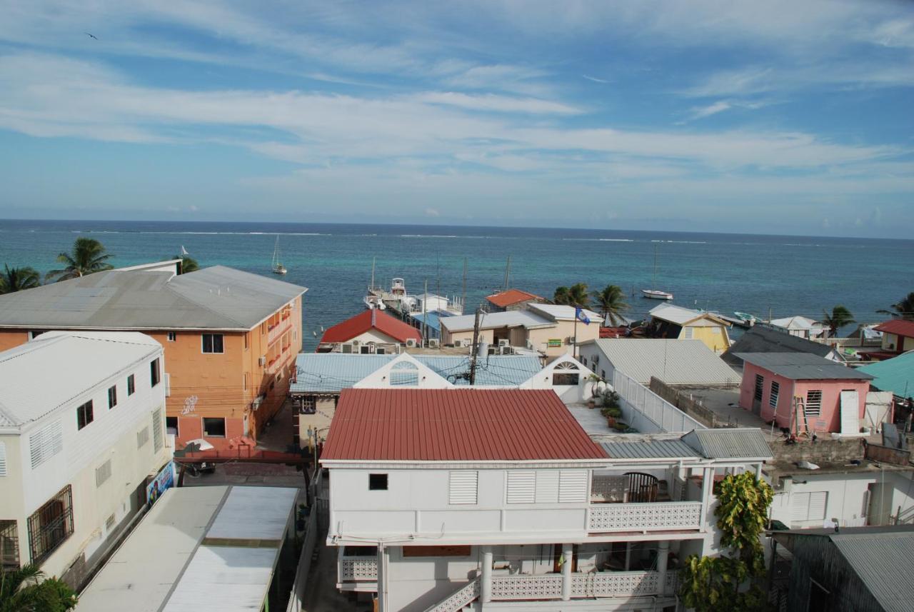 Hotel Coastalbay 2 & Golf Cart Rental San Pedro  Exterior photo